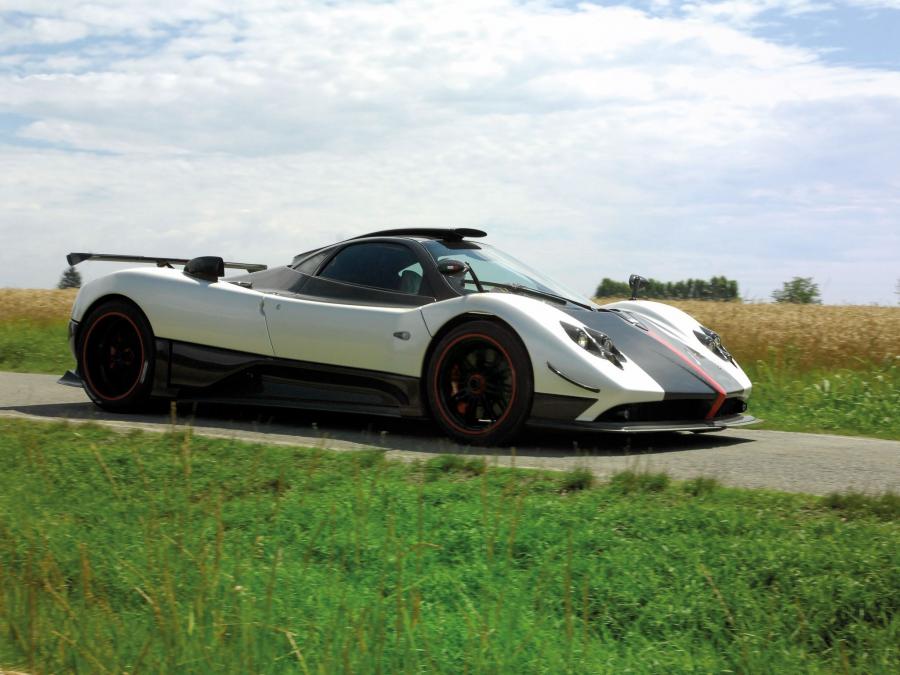  Pagani Zonda Cinque 2008 года  (фото 7 из 30)